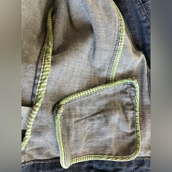 CAbi CAbi RUFFLE COLLAR DETAIL 2 BUTTON FRONT DENIM BLAZER STYLE JACKET SZ S - Picture 16 of 16